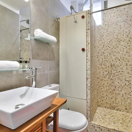 Guestready - Radiant 1-bedroom In The 9th District Paris